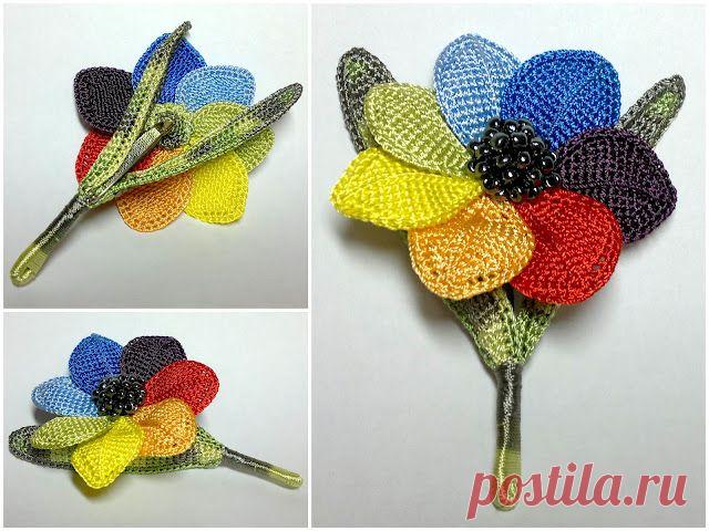 Интересные работы по вязанию цветов крючком