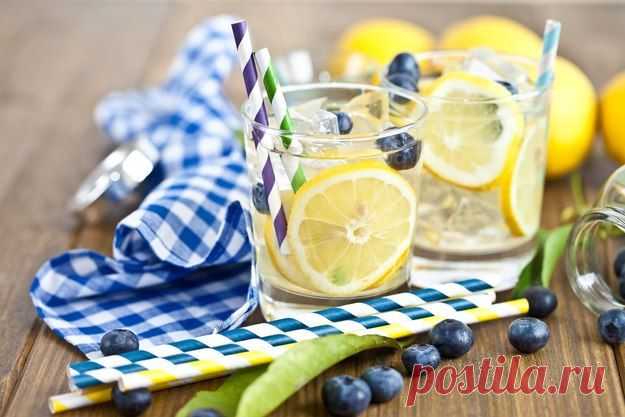 Удар по жаре: 20 рецептов летних освежающих лимонадов - KitchenMag.ru