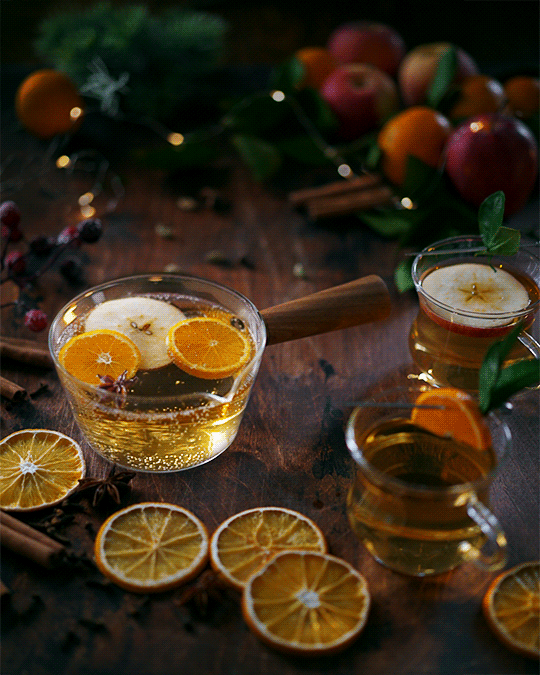 kitchen ghosts: Photo food&lifestyle cinemagraphs 
by daria khoroshavina  

dkhoroshavina@gmail.com