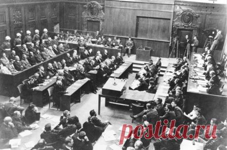 Кино против фашистов. Как показали хронику войны на процессе в Нюрнберге Сухие факты вместо эмоций — режиссер Георгий Молодцов рассказал АиФ.ru о том, как создавались документальные фильмы-доказательства для Нюрнбергского трибунала.