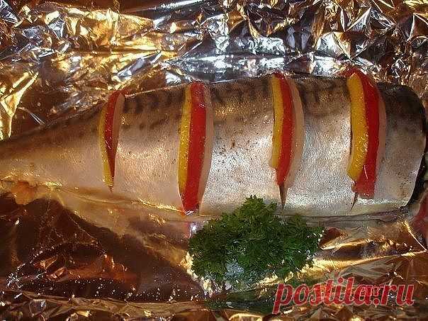 Скумбрия, запеченная в фольге - Простые рецепты Овкусе.ру