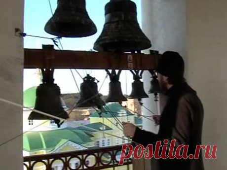 ПАСХАЛЬНЫЙ ЗВОН 04042010 ПАСХА 2010, Свято-Екатерининский мужской монастырь, Пасхальный звон, звонит послушник Сергий (отец Пимен).