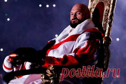 Назван фаворит возможного боя Фьюри и Усика. Двукратный чемпион мира по боксу Шон Портер назвал фаворита в возможном поединке между Тайсоном Фьюри и Александром Усиком. Портер засомневался, что Усик смог бы одержать победу. По его мнению, вероятнее всего лучшим в этой схватке стал бы британский тяжеловес. 26 августа Фьюри заявил о возвращении в бокс.
