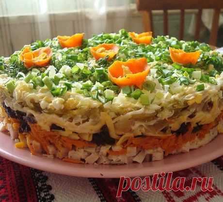 СЛОЁНЫЙ САЛАТ С ЧЕРНОСЛИВОМ