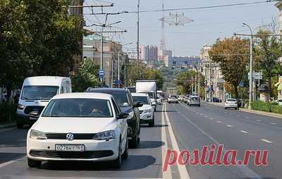 В Ростове-на-Дону ввели режим ЧС на месте повреждения жилых домов. Жильцов поврежденных домов эвакуируют