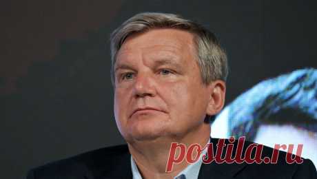 &quot;Оказался в дураках&quot;: депутат Ананских заявил, что не писал статью о рептилоидах. Петербургский научный журнал удалил номер со статьей о рептилоидах, &quot;сатанистской сущности феминизма&quot; и сперматозоидах в мозгах женщин, потому что по ошибке указал среди соавторов депутата Госдумы Игоря Ананских. Об этом ...
