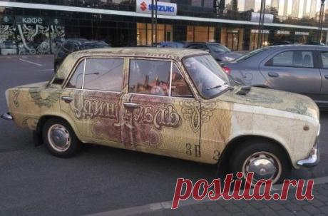 Замечена в Питере, как вам?