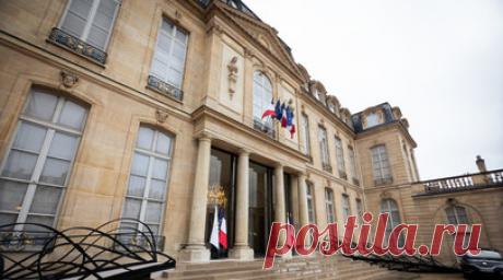 Эксперт РАН рассказал, чего ожидать от возможной отставки правительства Франции. Ведущий научный сотрудник Института Европы РАН Сергей Фёдоров заявил, что в случае ухода действующего правительства Франции в отставку после вотума недоверия кризис в стране только усугубится. Читать далее