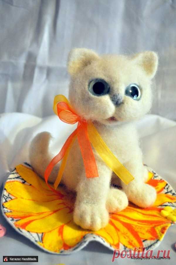 Авторская игрушка Валяная кошечка Люси HandMade