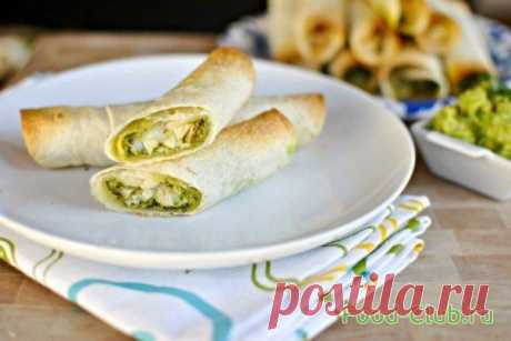 Трубочки с курицей и соусом песто / С птицей и дичью / Кулинарные рецепты - Фуд-клаб.ру