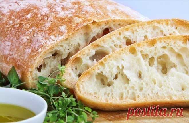Чиабатта в духовке 

Ингредиенты:

Мука — 400 г
Вода — 330 г
Сухие или свежие дрожжи — 1 щепотка
Соль — 0,5 ч. л.
Оливковое масло — 1 ч. л.