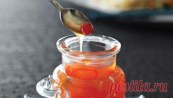 Кисло-сладкий соус и шоколадный соус чили