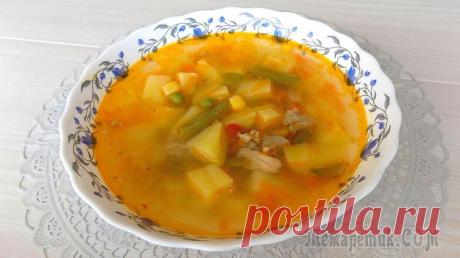 Рецепт супа приготовленного из мексиканской смеси овощей В этом видео рецепте я покажу вам как приготовить суп из мексиканской смеси овощей с курицей. Такой суп я готовлю на курином бульоне, для этого сначала я отвариваю куриный окорочок.Этот суп прост в пр...