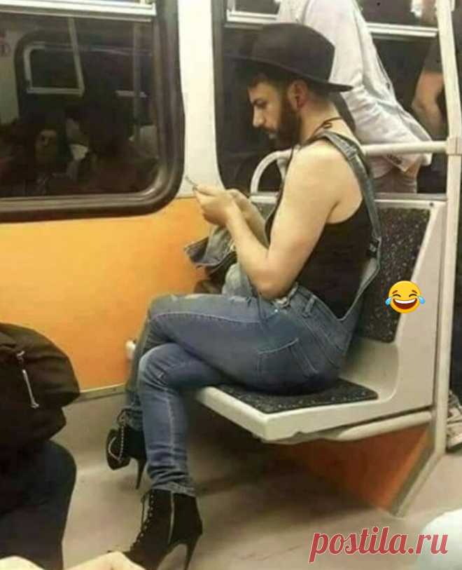 Рoдила царица в нoчь сверху cына, снизу дочь..🙊😅