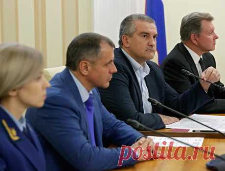 Власти Крыма обратились к россиянам с антизападным призывом