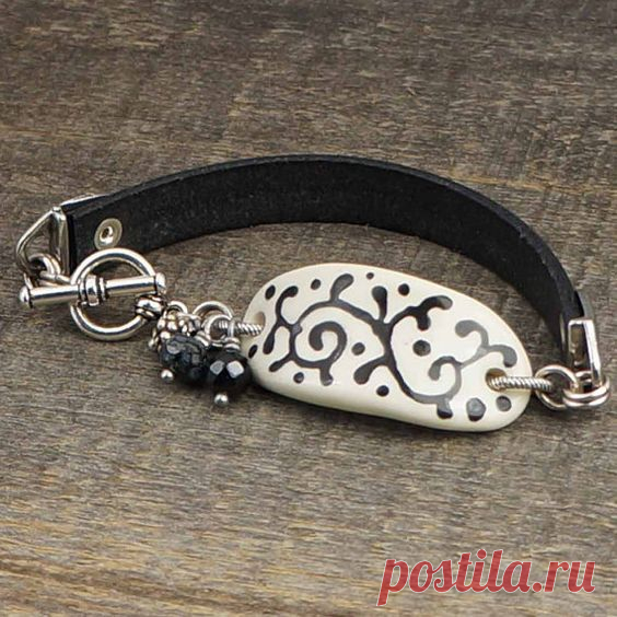 Black and white ceramic bracelet, leather, silver color metal, henna look, 7 1/2 inches 19cm