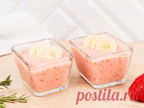 ​Домашний сорбет из замороженной клубники и банана