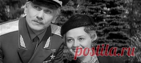 Фильм на все времена....
Киношные опилки
"Офицеры"