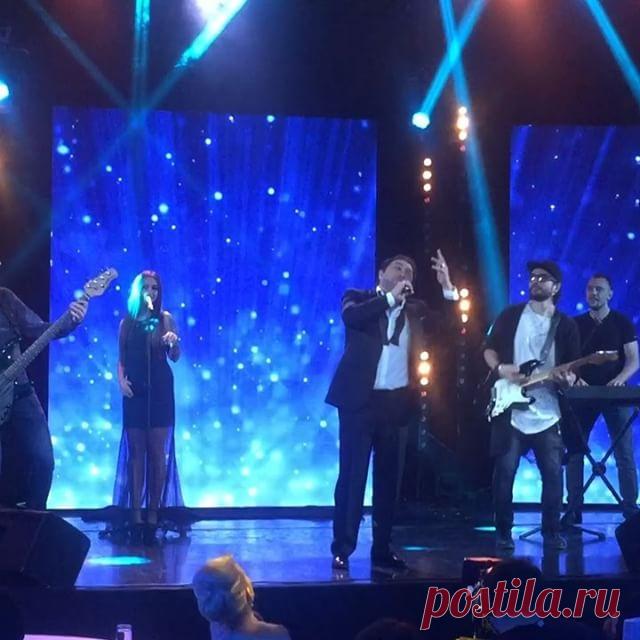 Татьяна, Татьяна - грация и красота!!!....
Желаем всем Танюшкам счастья, любви, здоровья и тепла!!! Так же всех студентов с этим светлым днём!!! Татьяна - студентов покровительница! Она их святая учительница! В учебник всегда поможет! #праздник #москва #деньтатьяны #волшебство #янмарти #онакрасива #женщинасангельскимименем #певец #русскоерадио #радиодача #дорожноерадио #радиошансон @ @ 3-й Центральный военный госпиталь им. А.А. Вишневского Минобороны РФ