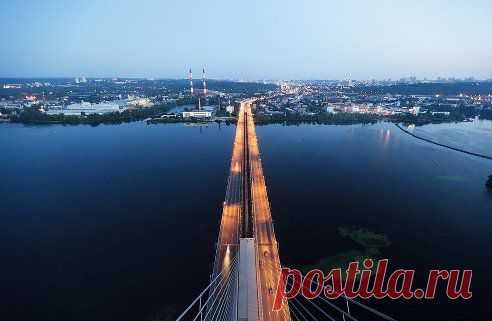 Водителю на заметку: на выходных перекроют два моста
http://kiev.vgorode.ua/news/224787/?003