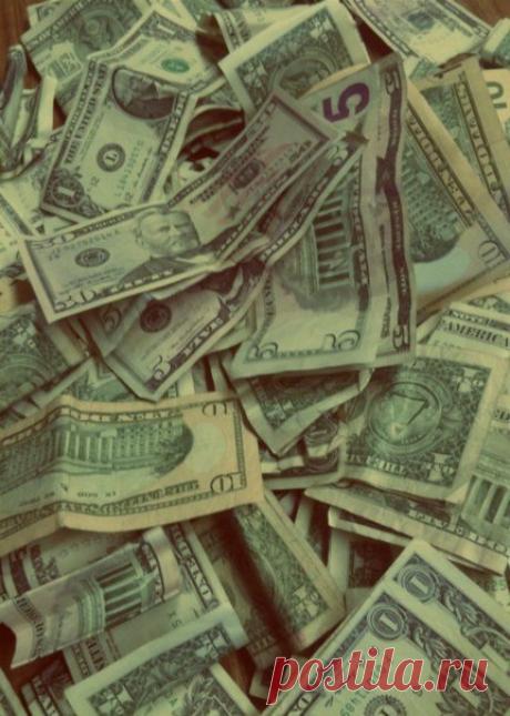 Стоит сохранить на стену, как сразу же последует хорошая новость о денежной прибавке. Мысли материальны! / Понимание бизнеса