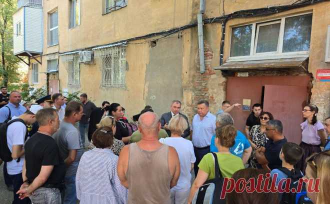 В Астрахани жителей дома эвакуировали из-за угрозы из подвала. В многоквартирном доме в Астрахани при проведении ремонтных работ выявили угрозу аварийной ситуации, в результате потребовалась эвакуация жильцов дома, сообщил глава города Игорь Редькин в телеграм-канале.