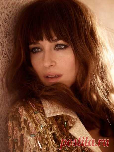 Дакота Джонсон (Dakota Johnson) в фотосессии Картера Смита (Carter Smith) для журнала ELLE (март 2014)