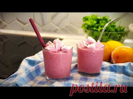 Клубнично кефирный смузи