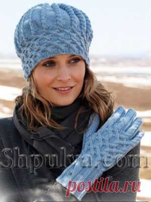 Синяя шапочка и перчатки, вязаные спицами — Шпуля - сайт о вязании
