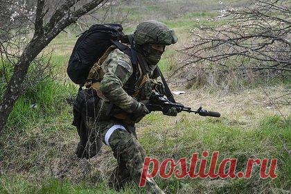 Инструкторы российской ЧВК «Волки» рассказали о подготовке штурмовиков. Инструкторы частной военной компании «Волки» рассказали о подготовке штурмовиков, бывших заключенных из отрядов «Шторм Z» и казаков-добровольцев на полигоне в Донбассе. По их словам, бойцы упражняются в стрельбе почти круглосуточно, отрабатывая в том числе приемы, которым ранее обучали только в спецподразделениях.