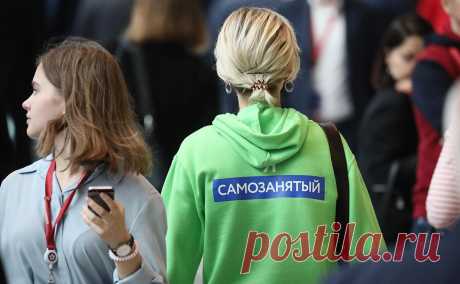 Первый триллион: как растут доходы самозанятых. Попытки «обелить» серую зону экономики предпринимались властями все предыдущие годы, но из-за недоверия граждан и сложности процедуры уплаты налогов эти попытки раз за разом проваливались.