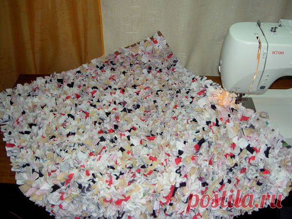 Коврик из старых футболок