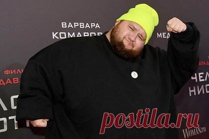 Подруга «Пухляша из клипа Little Big» рассказала о последней встрече с танцором. Танцор, актер и участник шоу «Танцы» на ТНТ Дмитрий Красилов, ставший известным после съемок в клипе группы Little Big на песню Uno, никогда не жаловался на проблемы со здоровьем, отметила подруга артиста, певица Анна Калашникова. В разговоре с «Лентой.ру» она рассказала о последнем общении с Красиловым.