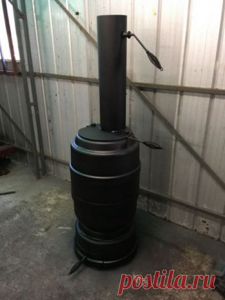 Печь из тормозных барабанов Небольшая статья, как сделать печь из старых тормозных барабанов грузовых автомобилей. Для изготовления печи мастер-самодельщик использовал следующие Инструменты и материалы:-УШМ;-Диски отрезные и шлифовальные;-Сварочный аппарат;-Тиски;-Тормозные барабаны;-Металлический лист;-Металлическая