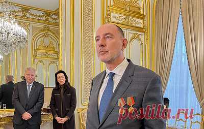 Внук де Голля заявил, что сближение с Россией отвечает глубинным интересам Франции. Россия стала одной из нескольких европейских держав, которые лучше других смогли сохранить базовые ценности, отметил Пьер де Голль