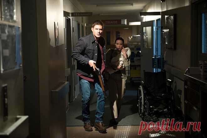 Out of the Darkness, Into the Fire (2015) Jensen Ackles and Laci J Mailey in Supernatural (2005)