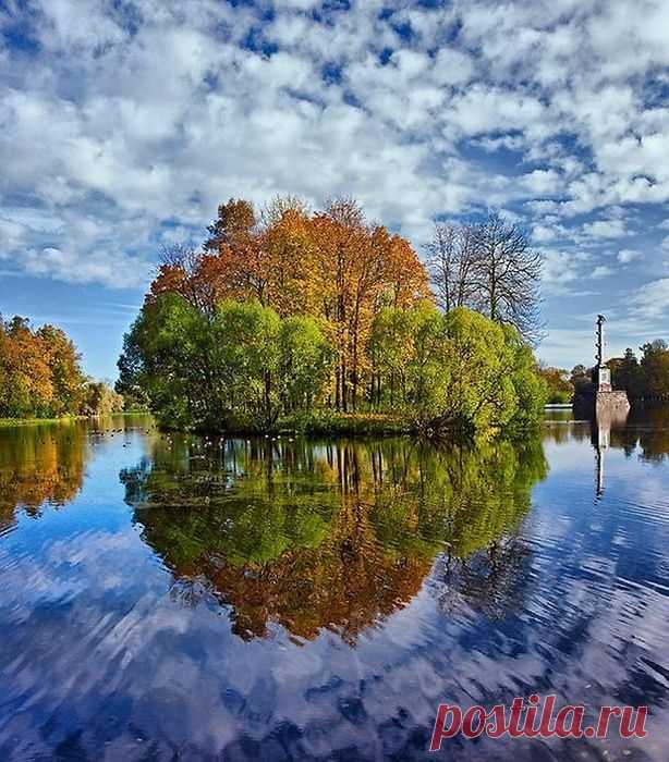 Шикарные отражения в воде
