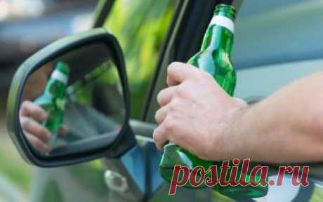 Самые популярные разводки ДПС: пиво в запаркованном автомобиле Довольно распространенный дурацкий случай: пьем пиво в стоящем автомобиле или около него. Мимо проезжают сотрудники, видят такое дело и оформляют пьяное вождение. Изрядное количество водителей, между ...