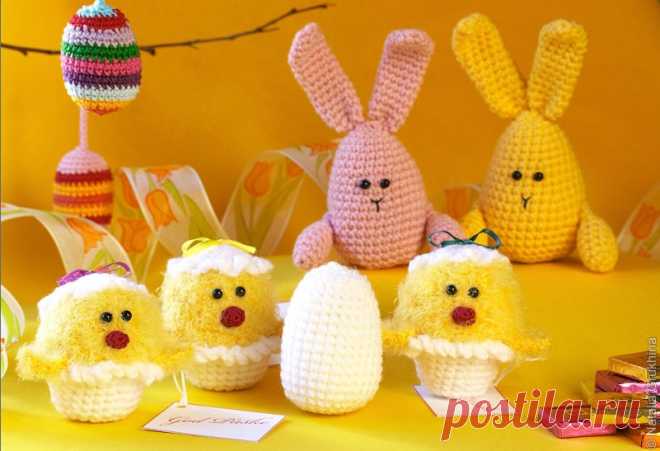 Подарок на Пасху, связанный крючком. - Все о вязании Есть желание сделать подарок на Пасху своими руками? Идеи подарков: вязаное яйцо, подставка под яйцо, курочка, цыплёнок, зайчик = кролик, корзинка крючком.