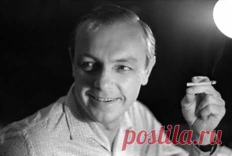 Кирилл Лавров, 15 сентября, 1925
• 27 апреля 2007