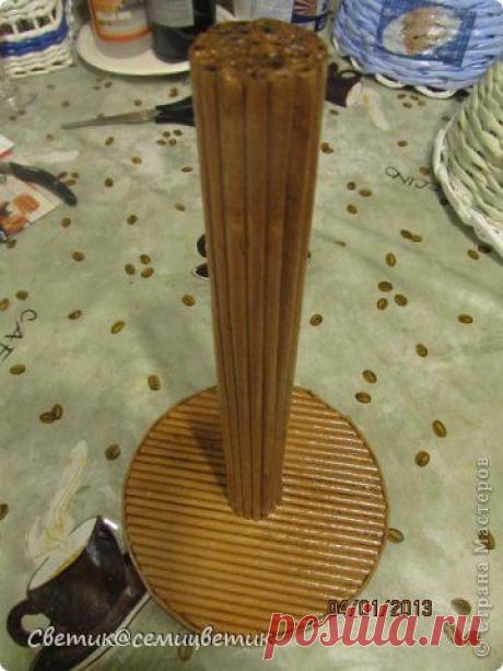 Подставка под бумажные полотенца.