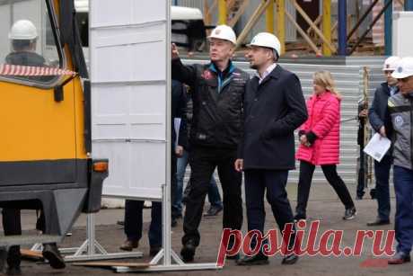 Сергей Собянин рассказал о строительстве дорог в районе Филёвский парк. В Москве появится дорожная связка между Большой Филёвской улицей и ТТК. Об этом рассказал мэр 17 апреля во время осмотра хода строительства этой дорожной связки.