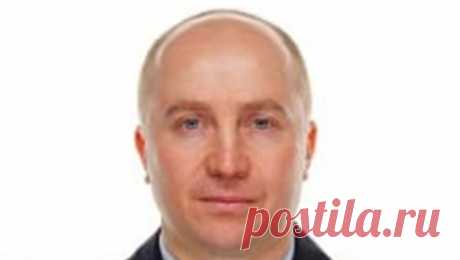 К главному борцу с коррупцией в Свердловской области пришли с обысками. Силовики пришли с обысками к начальнику Управления экономической безопасности и противодействия коррупции (УЭБиПК) ГУ МВД Свердловской области Андрею Дьякову. Об этом сообщил Telegram-канал 66.ru. Пока неизвестно, где Дьяков находится. ...