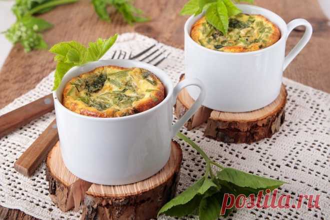 Быстрые завтраки в чашке: 7 рецептов Вкусный и полезный завтрак можно приготовить прямо в чашке. Готовьте простые блюда в микроволновке.