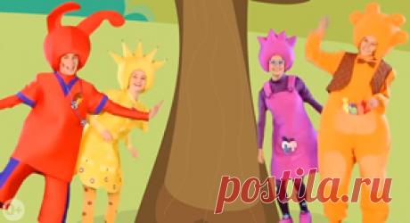 Все малыши любят играть в прятки. Теперь об этой захватывающей игре есть новая веселая песенка. А споют вам ее добрые и милые чапики – Ума, Пузя, Тёпа и Няша – лучшие друзья всех малышей. Смотрите новую серию музыкального мультика прямо сейчас, танцуйте и подпевайте!