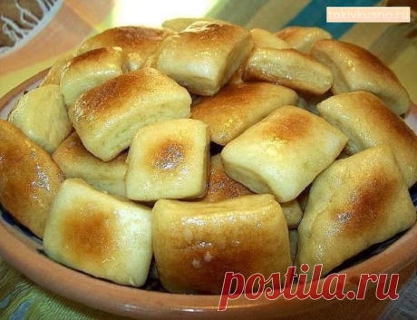 Обалденные пампушки с чесноком на кефире! Сметаются с тарелки! Читать далее...