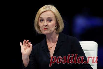 В Британии раскритиковали слова Трасс о готовности применить ядерное оружие. Британские пользователи Twitter раскритиковали слова главы Министерства иностранных дел Великобритании и кандидата в премьер-министры страны Лиз Трасс о готовности применить ядерное оружие. Юзеры также не оценили реакцию зала в Бирмингеме, который аплодировал британскому политику.