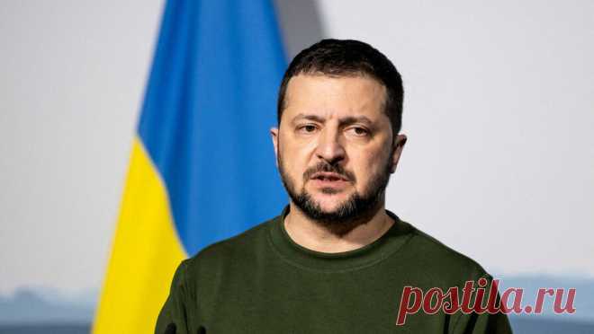 Зеленский заявил о возвращении из России осужденного за диверсию в Крыму. Президент Украины Владимир Зеленский заявил, что в страну из России вернулись 10 человек, в том числе заместитель председателя меджлиса крымско-татарского народа Нариман Джелялов. Об этом украинский лидер сообщил в своем Telegram-канале. ...