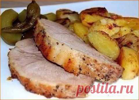 Буженина, запеченная в рукаве с деревенской картошечкой | Домашняя кулинария