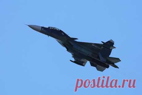 Губернатор Иркутской области подтвердил падение Су-30 на двухэтажный дом. Самолет Су-30 упал на двухэтажный дом в Иркутске. Об этом написал губернатор области Игорь Кобзев в Telegram. «По предварительным данным, в Иркутске на двухэтажный дом по улице Пржевальского упал самолет категории Су. Выехал на место», — заявил он. По словам главы региона, данных о пострадавших нет.